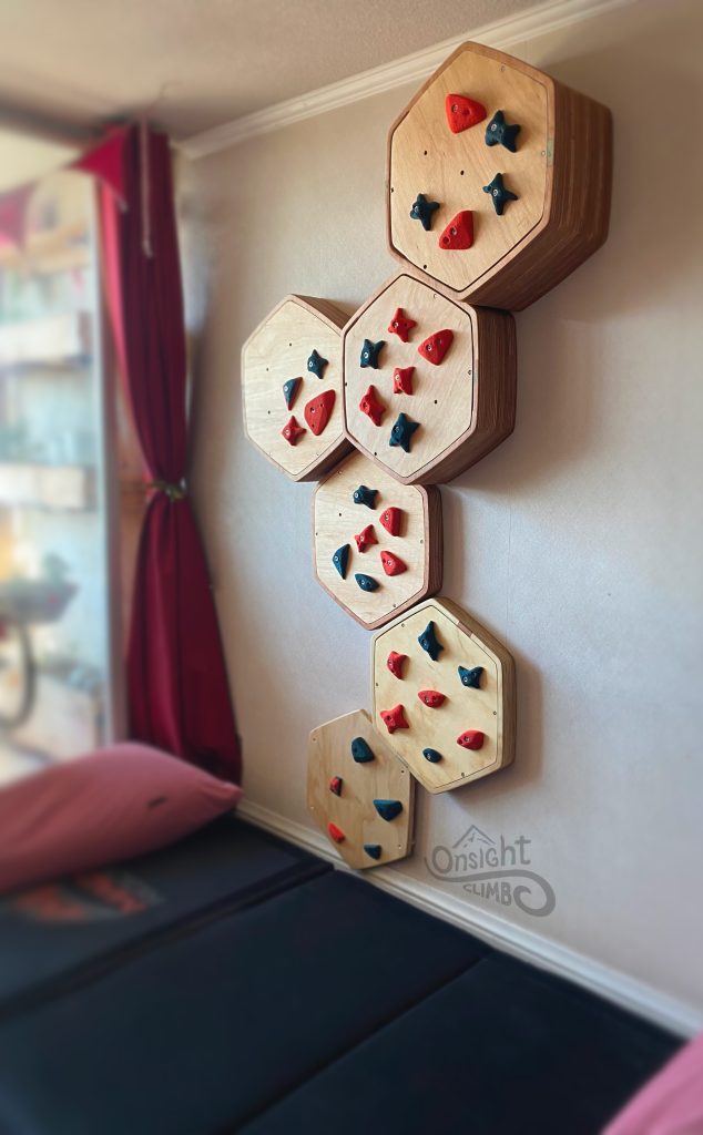 Set de volúmenes hexagonales con presas